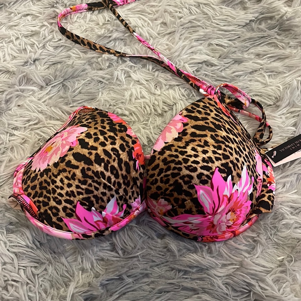 Victoria’s Secret bikini top